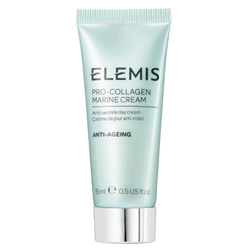 Clinically proven* to reduce the appearance of wrinkles in 14 days, improve hydration and leave skin feeling firmer and looking more radiant. Padina Pavonica, has been blended with Ginkgo Biloba, Chlorella and precious Rose and Mimosa absolutes to moistur.